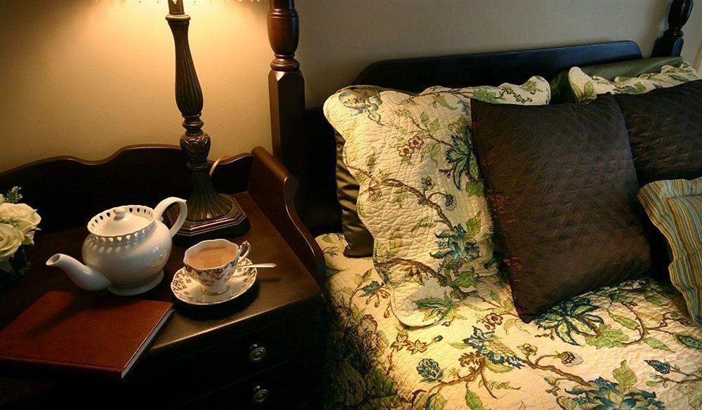 The Brewster Inn Dexter Luaran gambar